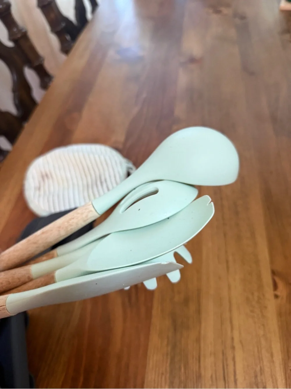 Mint Green Silicone & Wood Kitchen Utensil Set - 6 Piece